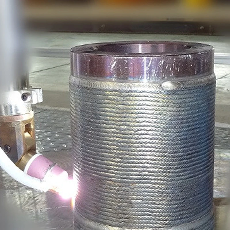 Overlay Welding Composite Steel Pipe